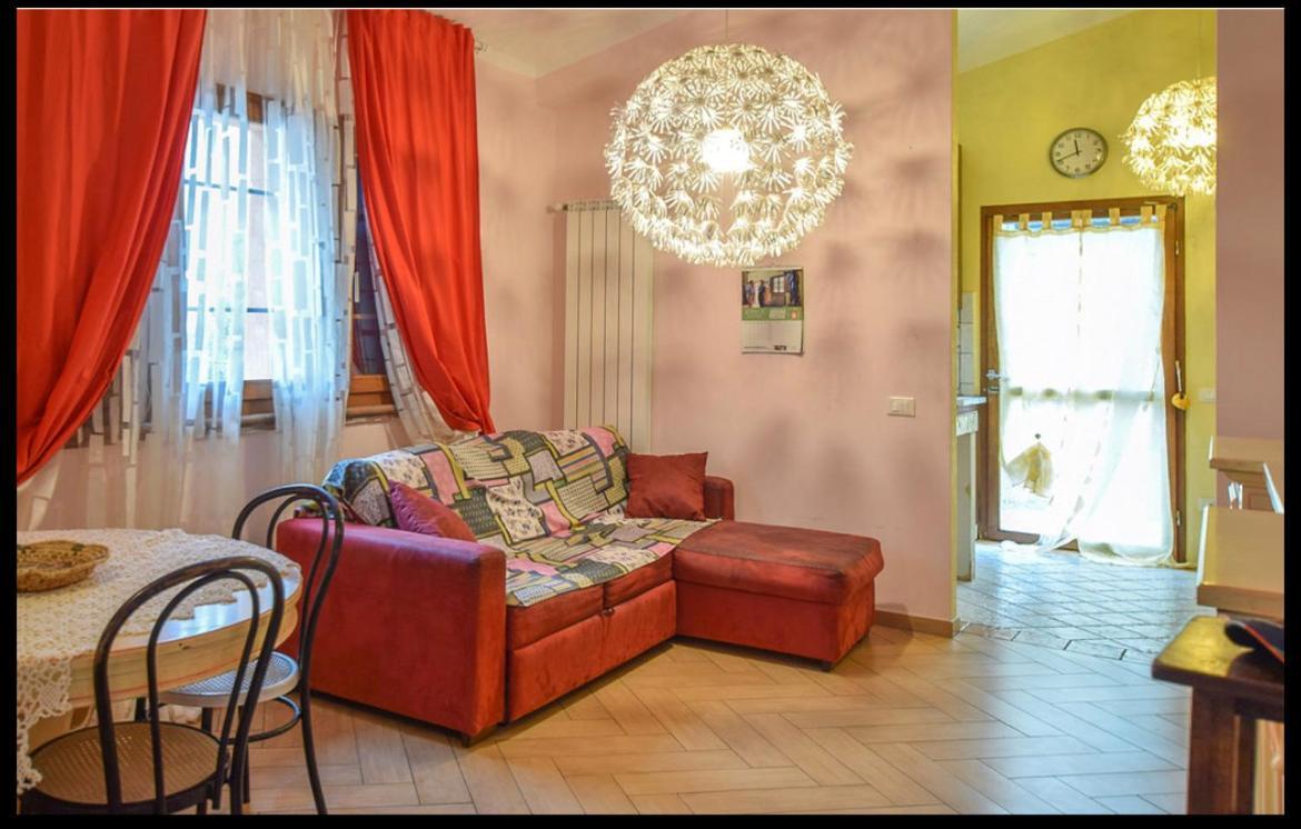 Appartement Moon&Violet à Cascina Extérieur photo